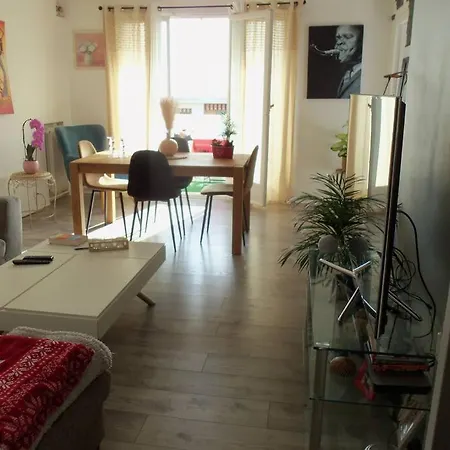 Vue Acces Apartment Antibes
